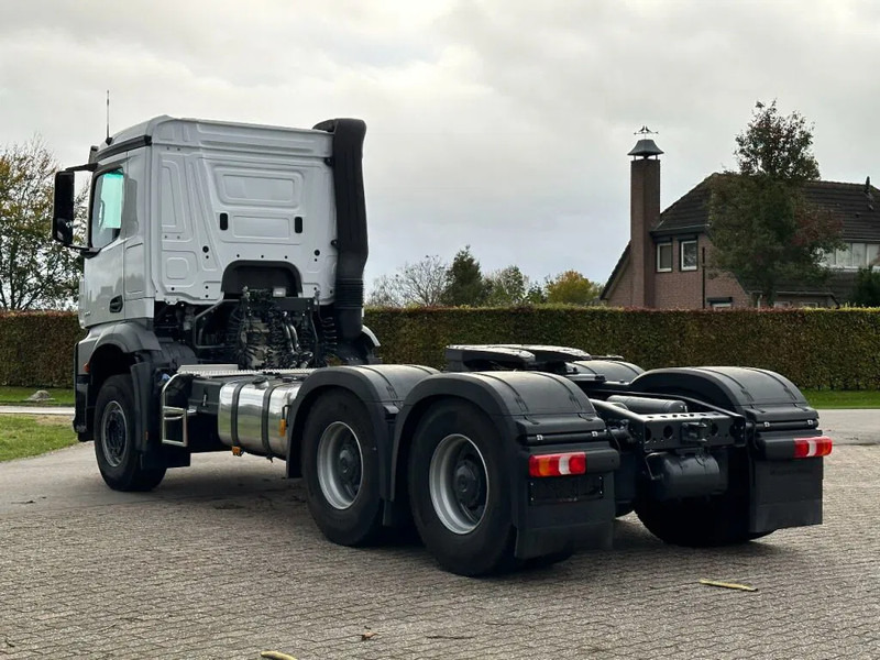 Mercedes-Benz Arocs 3351 6x4 LS!! TRK 180ton!!UNUSED!!TURBO RETARDER!!BELGIUM TRUCK!! - Tahač: obrázek 5 Mercedes-Benz Arocs 3351 6x4 LS!! TRK 180ton!!UNUSED!!TURBO RETARDER!!BELGIUM TRUCK!! - Tahač: obrázek 5
