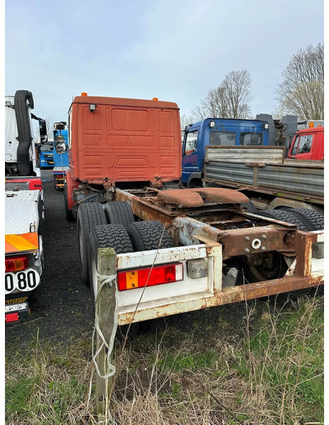 Scania T143-450 V8 HAUBER/NEUS/TORPEDO - Tahač: obrázek 4 Scania T143-450 V8 HAUBER/NEUS/TORPEDO - Tahač: obrázek 4