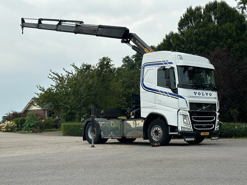 Volvo FH 460 4x2!!CRANE/KRAN/GRUE/GRUA!!PALFINGER PK26TM!!euro6!!TOP - Tahač: obrázek 3 Volvo FH 460 4x2!!CRANE/KRAN/GRUE/GRUA!!PALFINGER PK26TM!!euro6!!TOP - Tahač: obrázek 3