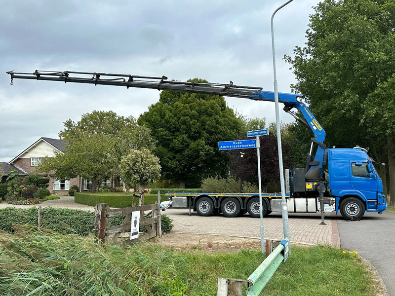 Volvo FM 430!8x2!!KRAAN/CRANE/GRUE/ PALFINGER 42TM!! RADIO REMOTE!! EURO 6!!TOP! - Auto s hydraulickou rukou: obrázek 4 Volvo FM 430!8x2!!KRAAN/CRANE/GRUE/ PALFINGER 42TM!! RADIO REMOTE!! EURO 6!!TOP! - Auto s hydraulickou rukou: obrázek 4