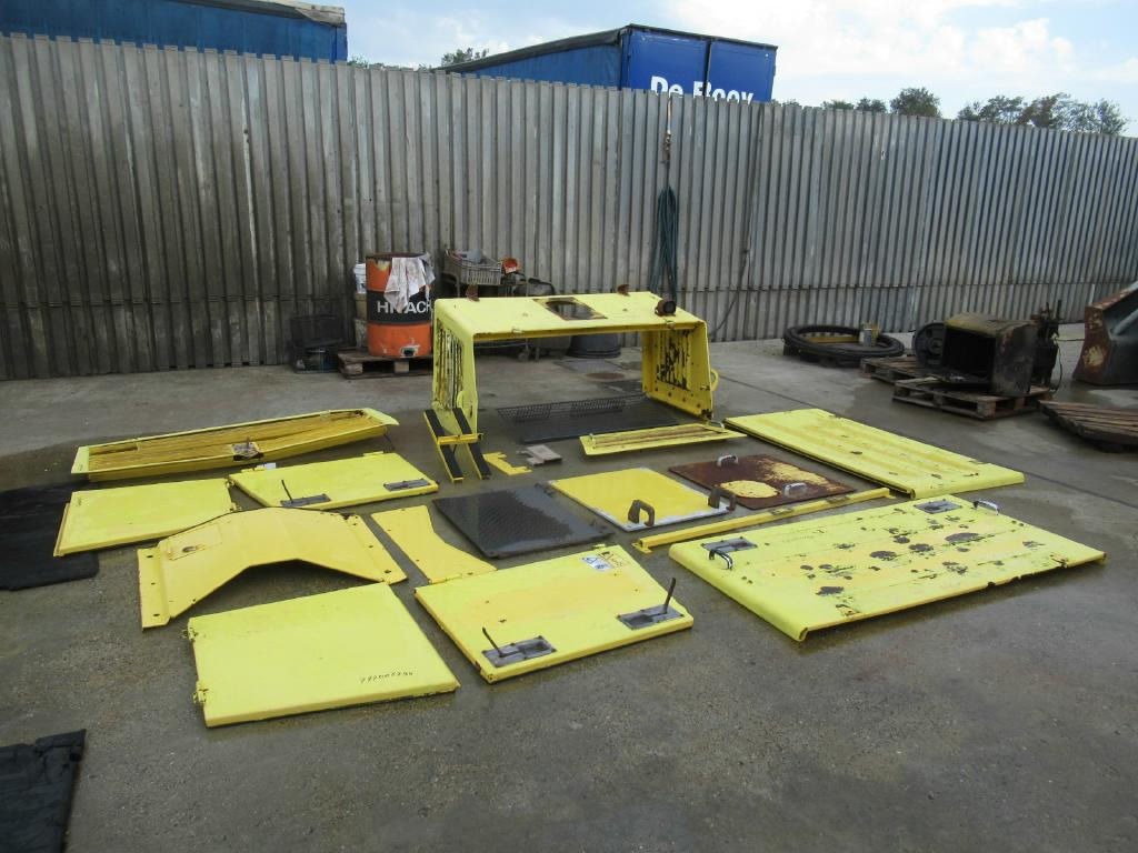 Bomag BC572RB - - Dveře a díly pro Stavební technika: obrázek 1 Bomag BC572RB - - Dveře a díly pro Stavební technika: obrázek 1