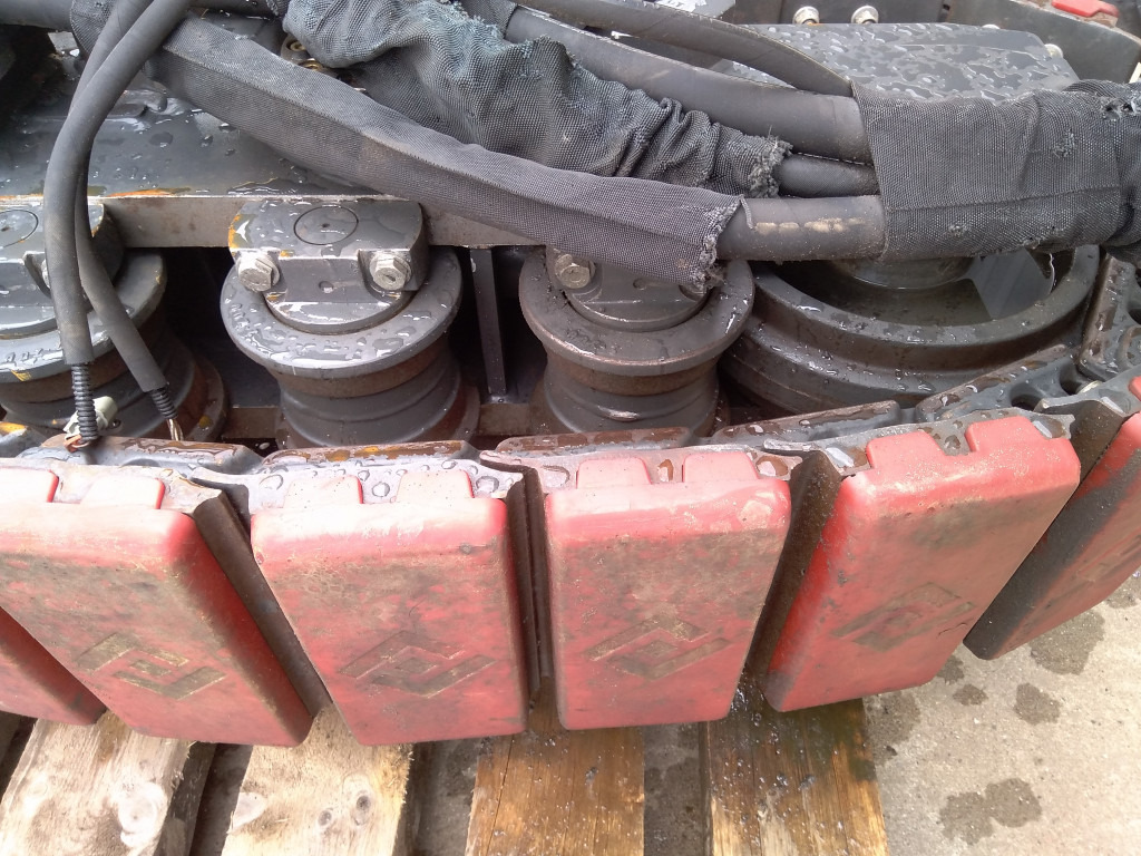 Bomag BM1000-35 - - Díly pásových podvozků pro Stavební technika: obrázek 5 Bomag BM1000-35 - - Díly pásových podvozků pro Stavební technika: obrázek 5