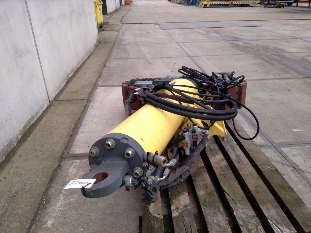 Bomag BM1000-35 - - Díly pásových podvozků pro Stavební technika: obrázek 3 Bomag BM1000-35 - - Díly pásových podvozků pro Stavební technika: obrázek 3