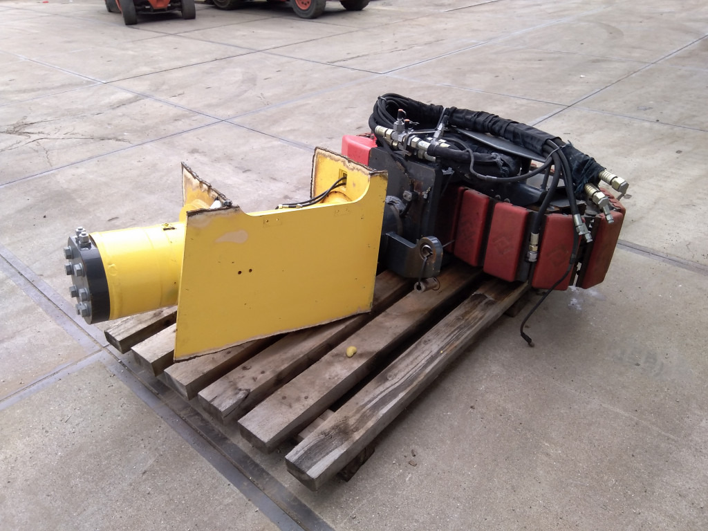 Bomag BM1000-35 - - Díly pásových podvozků pro Stavební technika: obrázek 3 Bomag BM1000-35 - - Díly pásových podvozků pro Stavební technika: obrázek 3