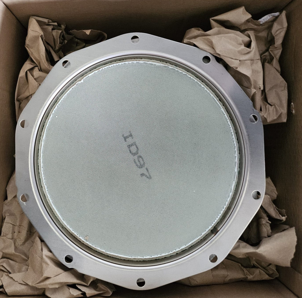 Case 51600467 - Katalyzátor výfukových plynů pro Stavební technika: obrázek 1 Case 51600467 - Katalyzátor výfukových plynů pro Stavební technika: obrázek 1