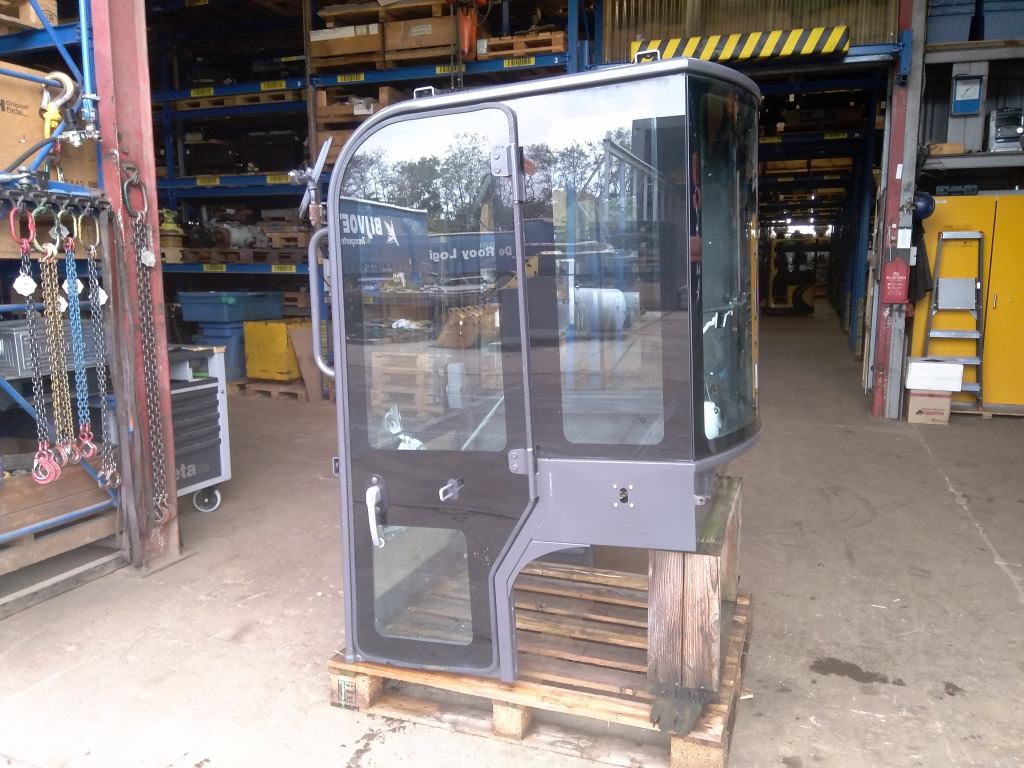 Case 72276641 - Kabina pro Stavební technika: obrázek 1 Case 72276641 - Kabina pro Stavební technika: obrázek 1