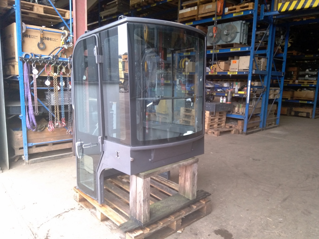 Case 72276641 - Kabina pro Stavební technika: obrázek 2 Case 72276641 - Kabina pro Stavební technika: obrázek 2