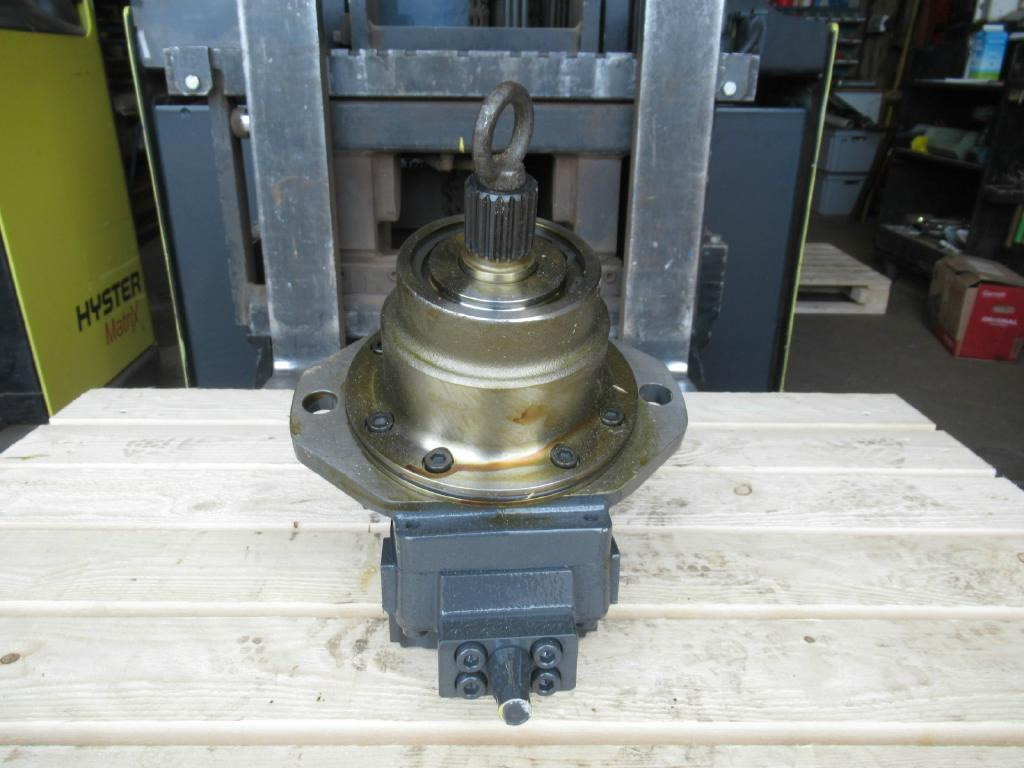 Case D4743730 - Pohon otoče pro Stavební technika: obrázek 3 Case D4743730 - Pohon otoče pro Stavební technika: obrázek 3