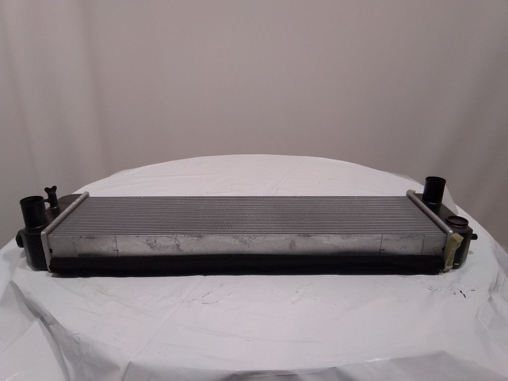 Case KMH13722 - KMH13724 - Chladič pro Stavební technika: obrázek 1 Case KMH13722 - KMH13724 - Chladič pro Stavební technika: obrázek 1