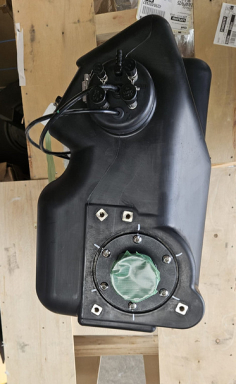 Case KRH21072 - Palivová nádrž pro Stavební technika: obrázek 3 Case KRH21072 - Palivová nádrž pro Stavební technika: obrázek 3