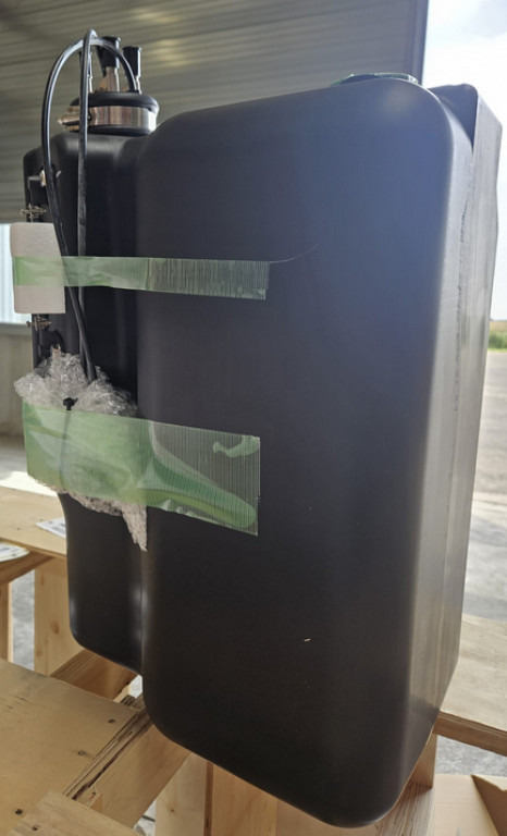 Case KRH21072 - Palivová nádrž pro Stavební technika: obrázek 2 Case KRH21072 - Palivová nádrž pro Stavební technika: obrázek 2