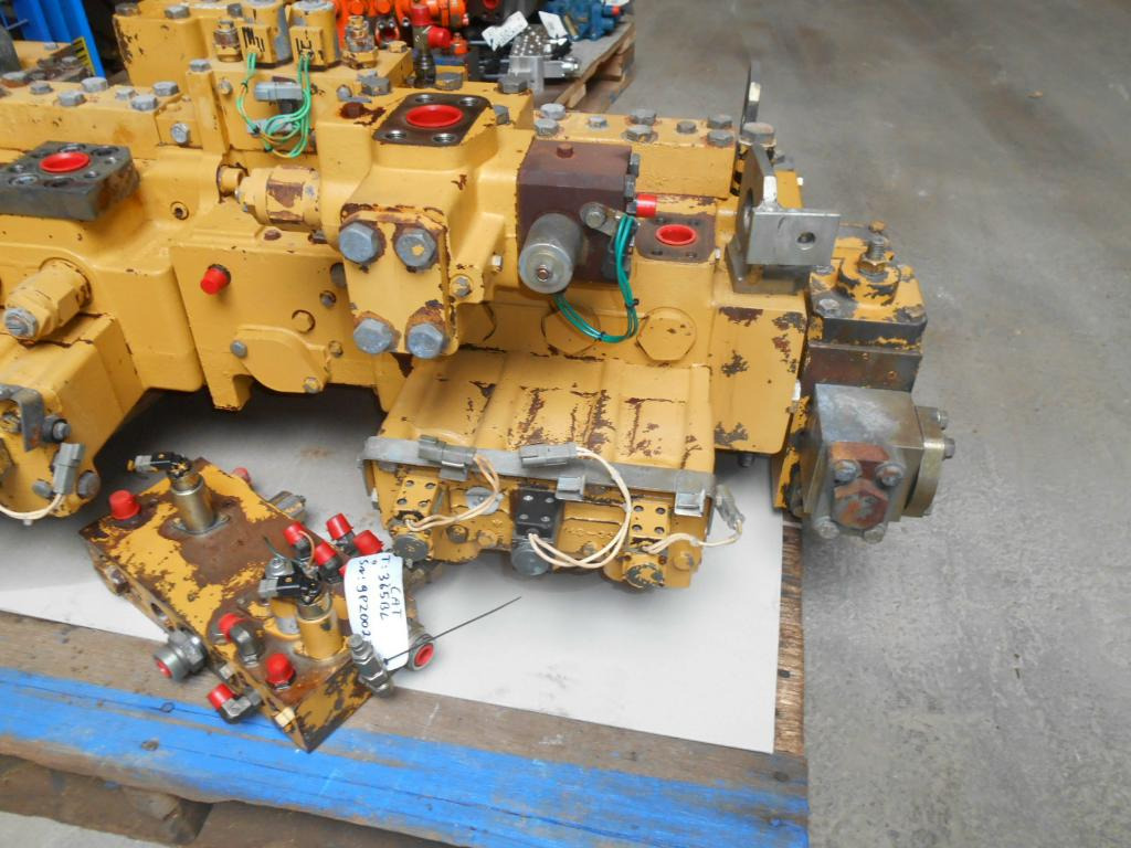 Hydraulický ventil pro Stavební technika Caterpillar 1644196: obrázek 10