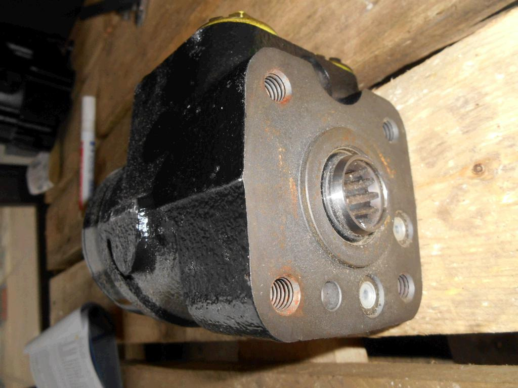 Fiat Hitachi 71484944 - 1166393 - Hydraulický motor pro Stavební technika: obrázek 2 Fiat Hitachi 71484944 - 1166393 - Hydraulický motor pro Stavební technika: obrázek 2