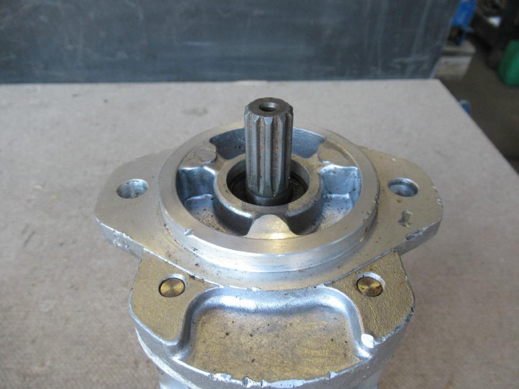 Kayaba KRP-17-8CJ2L3AR - - Čerpadlo hydraulického zesilovače pro Stavební technika: obrázek 4 Kayaba KRP-17-8CJ2L3AR - - Čerpadlo hydraulického zesilovače pro Stavební technika: obrázek 4