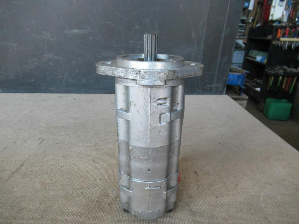 Kayaba KRP-17-8CJ2L3AR - - Čerpadlo hydraulického zesilovače pro Stavební technika: obrázek 2 Kayaba KRP-17-8CJ2L3AR - - Čerpadlo hydraulického zesilovače pro Stavební technika: obrázek 2
