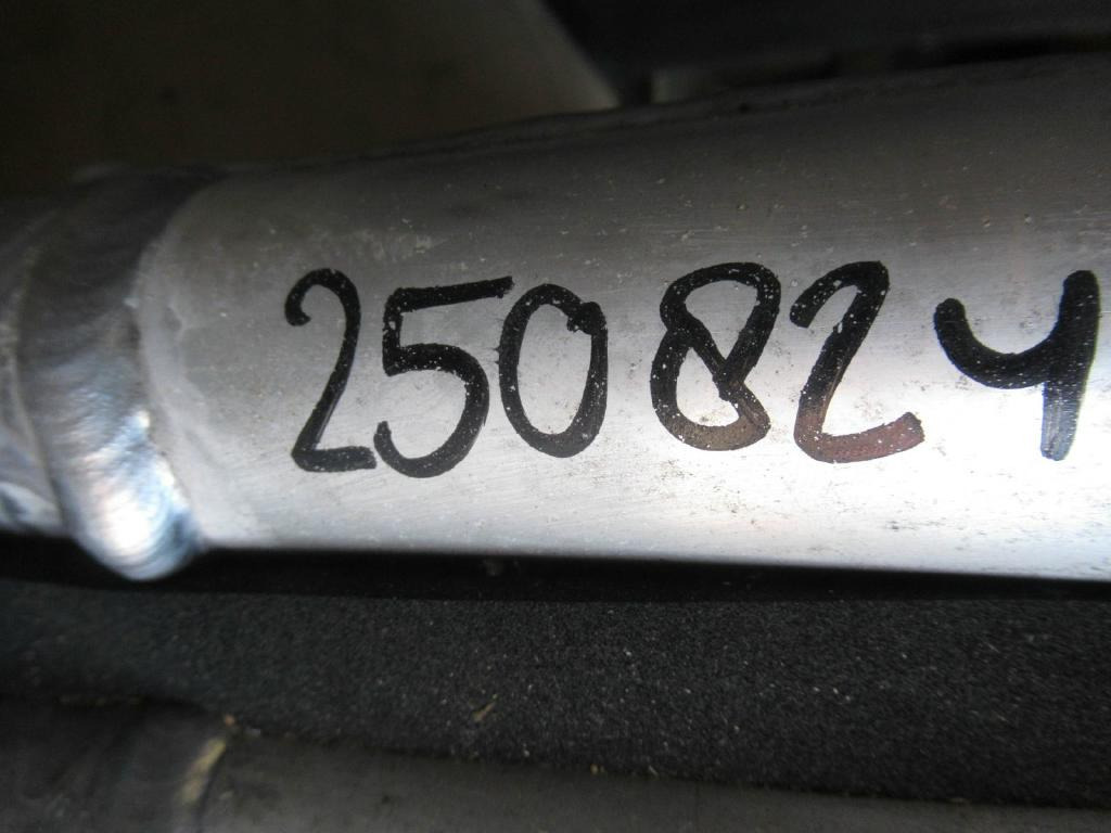 Kobelco YM05P00020F3 - Chladič oleje pro Stavební technika: obrázek 3 Kobelco YM05P00020F3 - Chladič oleje pro Stavební technika: obrázek 3