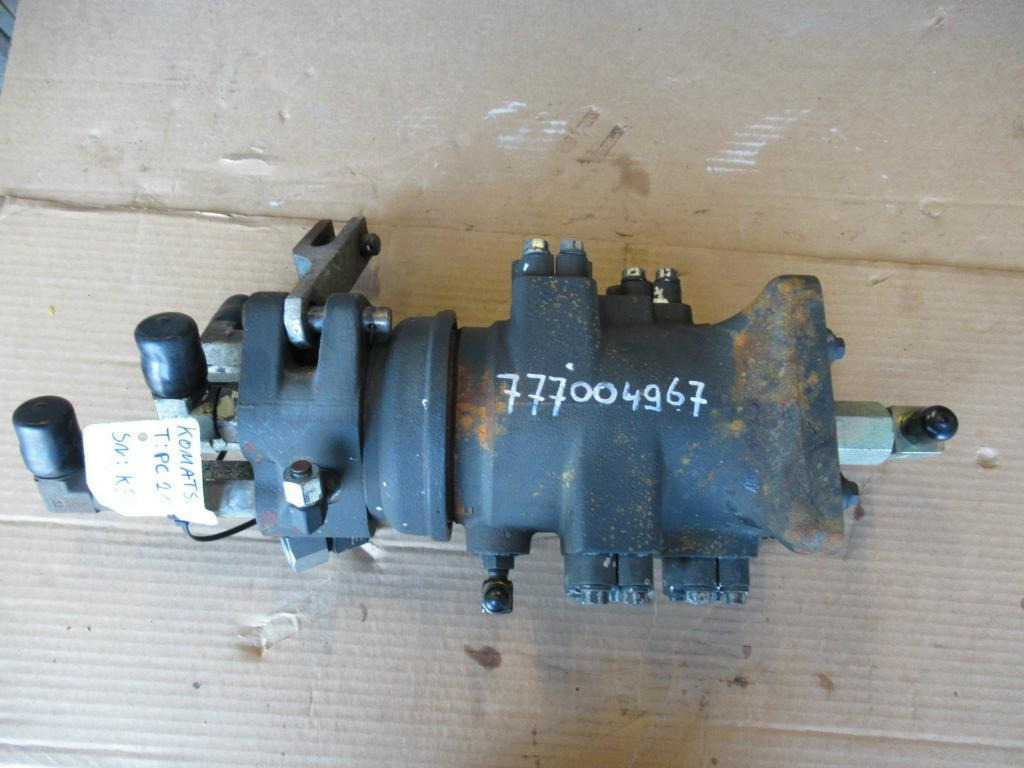 Komatsu PC210LC-8 - - Hydraulika pro Stavební technika: obrázek 2 Komatsu PC210LC-8 - - Hydraulika pro Stavební technika: obrázek 2