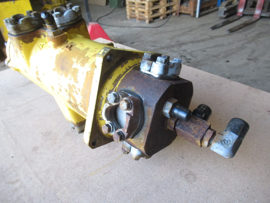 Komatsu PC800LC-8 - - Hydraulika pro Stavební technika: obrázek 3 Komatsu PC800LC-8 - - Hydraulika pro Stavební technika: obrázek 3