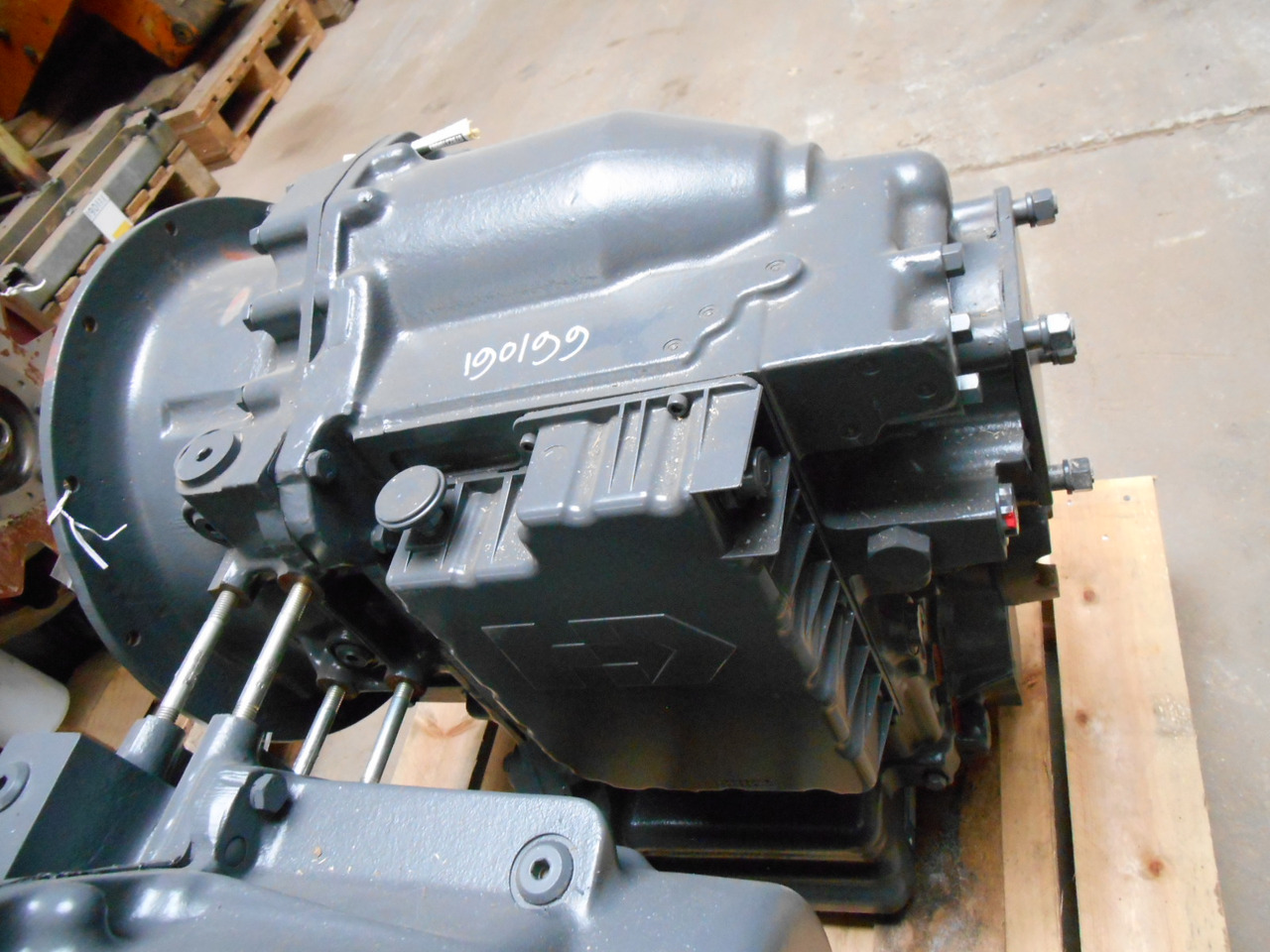 New Holland 85811907 - 85803284 - Převodovka pro Stavební technika: obrázek 1 New Holland 85811907 - 85803284 - Převodovka pro Stavební technika: obrázek 1