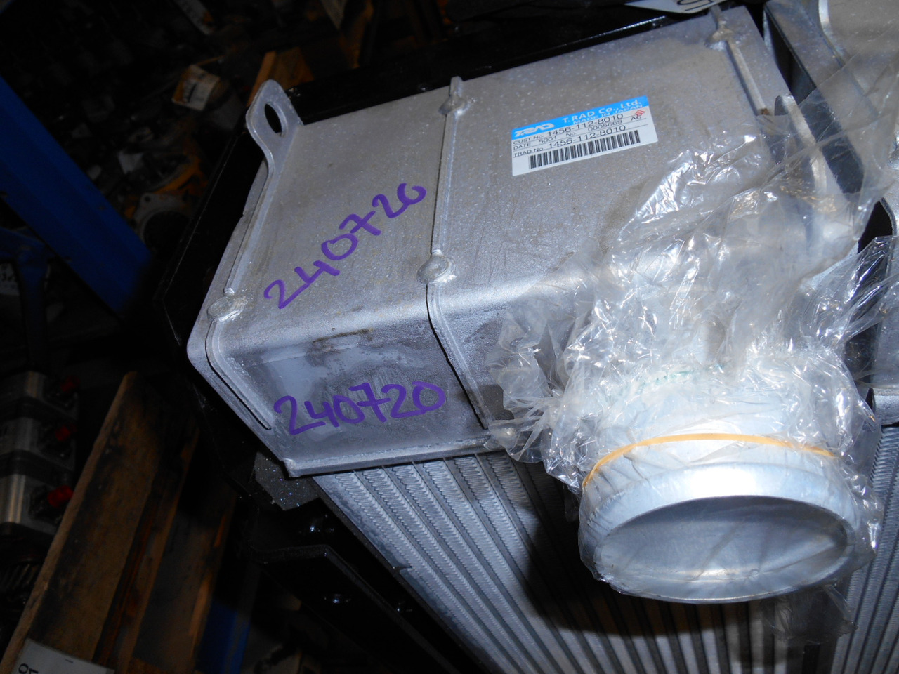 New Holland LC05P00043S003 - Intercooler pro Stavební technika: obrázek 2 New Holland LC05P00043S003 - Intercooler pro Stavební technika: obrázek 2