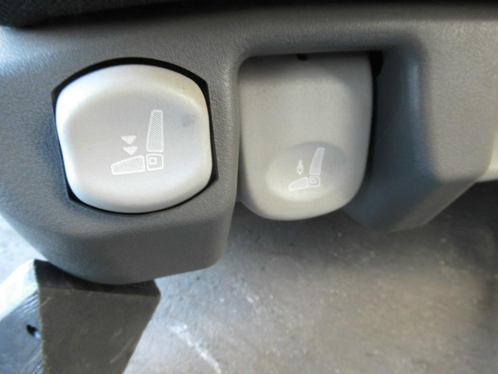 O&K - Sedaček pro Stavební technika: obrázek 4 O&K - Sedaček pro Stavební technika: obrázek 4