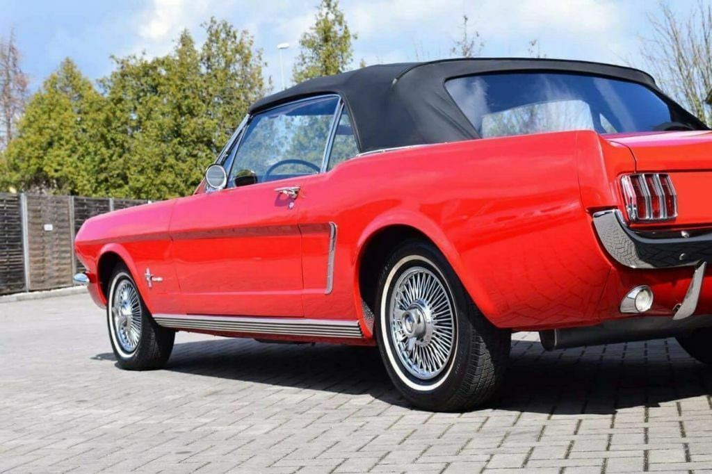 Ford Mustang Cabriolet - Osobní auto: obrázek 5 Ford Mustang Cabriolet - Osobní auto: obrázek 5