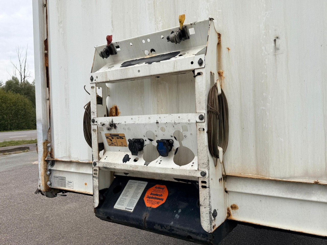 Krone SD - Plachtový návěs: obrázek 2 Krone SD - Plachtový návěs: obrázek 2