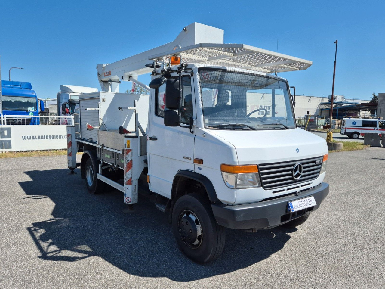 Mercedes-Benz Vario 816 work platform - Autoplošina: obrázek 2 Mercedes-Benz Vario 816 work platform - Autoplošina: obrázek 2