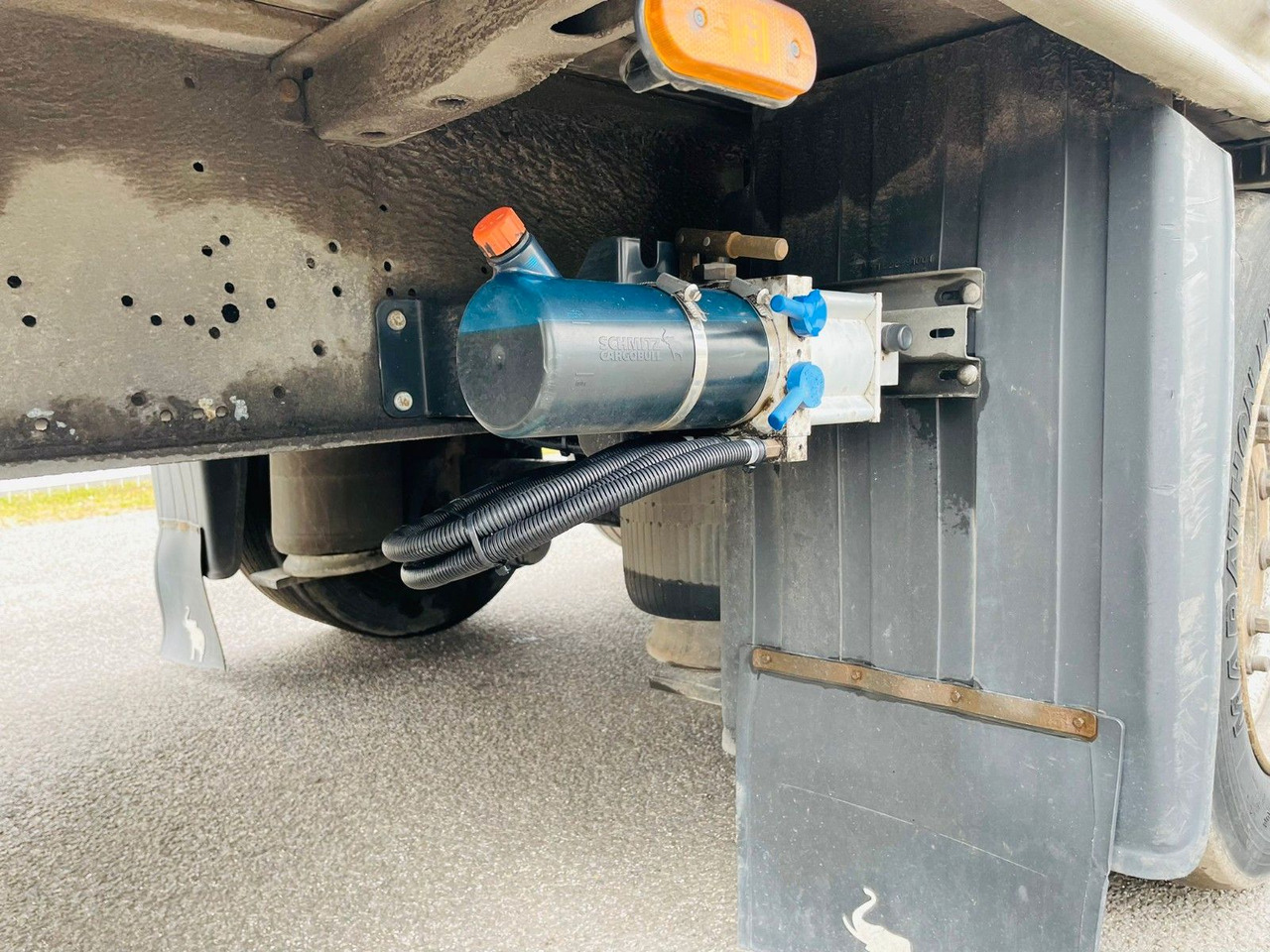 Plachtový návěs Schmitz Cargobull SCS 24/L flatbed: obrázek 8