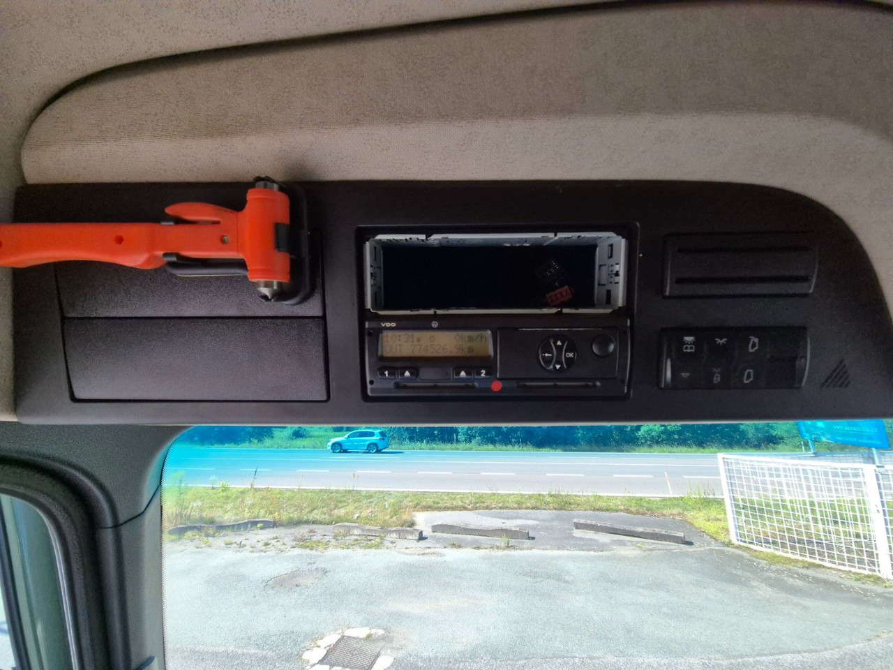 Tahač Mercedes-Benz Actros 1843 ADR: obrázek 15 Tahač Mercedes-Benz Actros 1843 ADR: obrázek 15