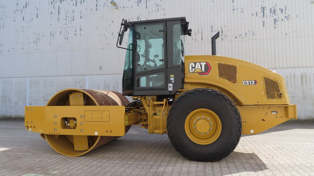 Caterpillar CS13 - Kompaktor: obrázek 5 Caterpillar CS13 - Kompaktor: obrázek 5