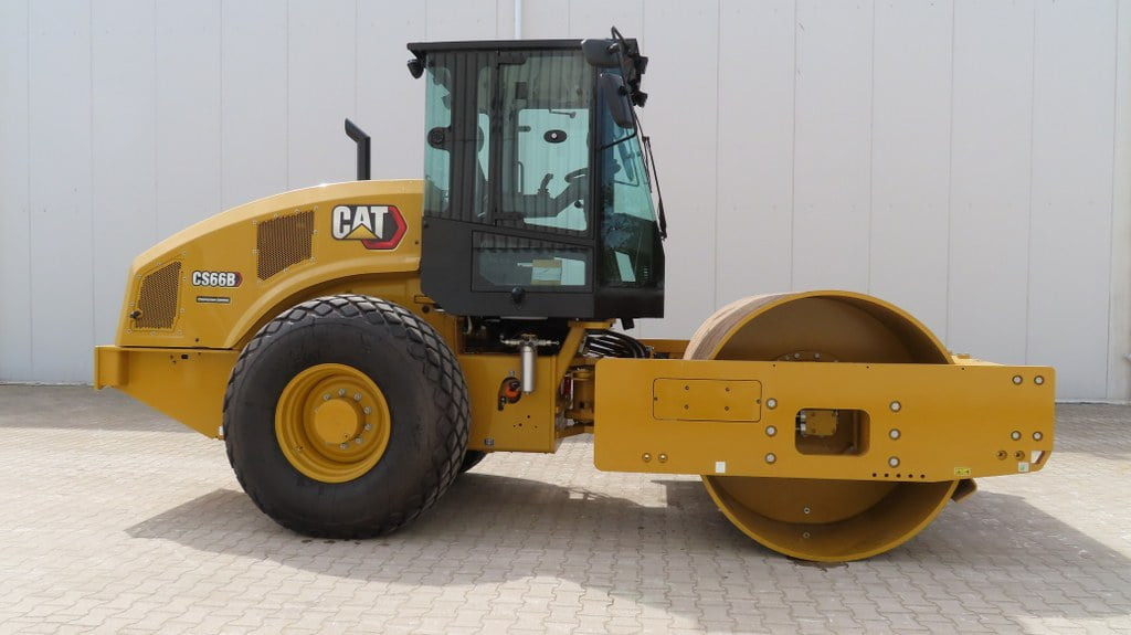Caterpillar CS66B - Kompaktor: obrázek 1 Caterpillar CS66B - Kompaktor: obrázek 1
