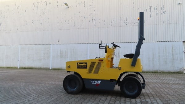 Sakai TS 160 - Pneumatikový válec: obrázek 5 Sakai TS 160 - Pneumatikový válec: obrázek 5