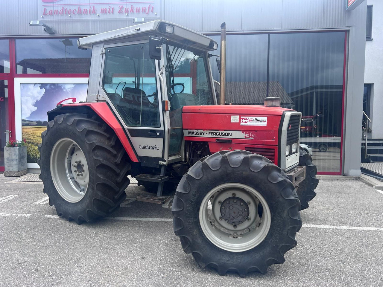 Massey Ferguson 3065-4 Super - Traktor: obrázek 2 Massey Ferguson 3065-4 Super - Traktor: obrázek 2