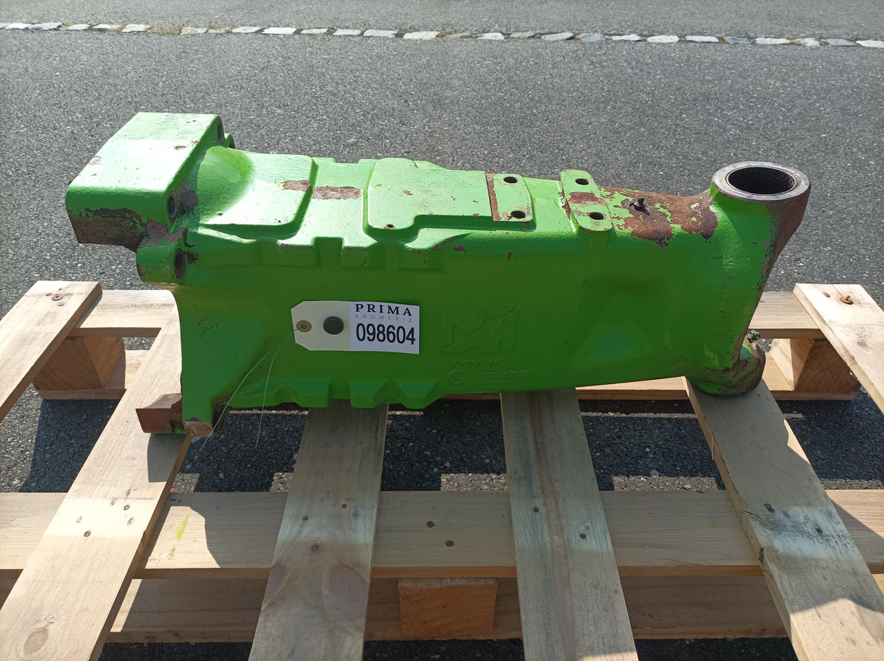 MERLO CASING 098604 + 098603 TF 35.7 - Rám/ Šasi pro Nákladní auto: obrázek 2 MERLO CASING 098604 + 098603 TF 35.7 - Rám/ Šasi pro Nákladní auto: obrázek 2