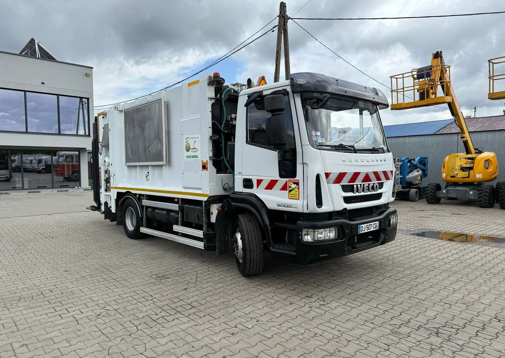 Iveco EUROCARGO CNG - Vůz na odvoz odpadků: obrázek 4 Iveco EUROCARGO CNG - Vůz na odvoz odpadků: obrázek 4