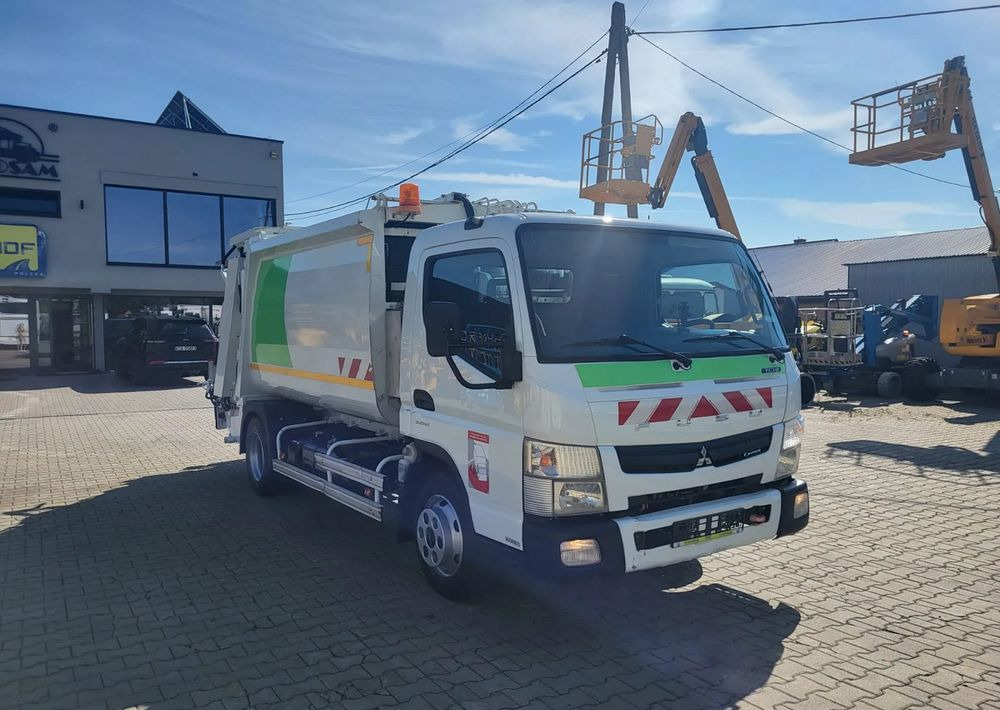 Mitsubishi Fuso Canter - Vůz na odvoz odpadků: obrázek 2 Mitsubishi Fuso Canter - Vůz na odvoz odpadků: obrázek 2