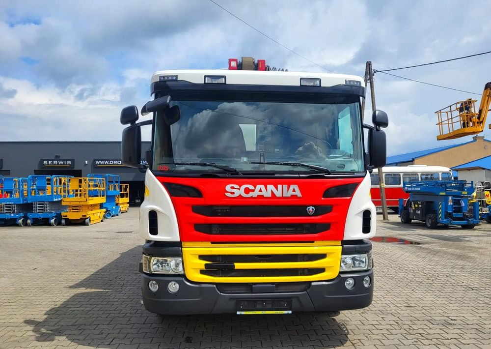 Scania P320 - Vůz na odvoz odpadků: obrázek 3 Scania P320 - Vůz na odvoz odpadků: obrázek 3