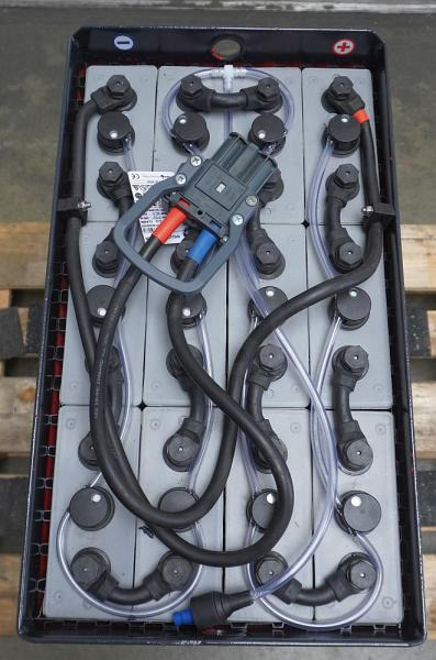 AIM 24 Volt 4 PzS 500 Ah - Akumulátor: obrázek 3 AIM 24 Volt 4 PzS 500 Ah - Akumulátor: obrázek 3