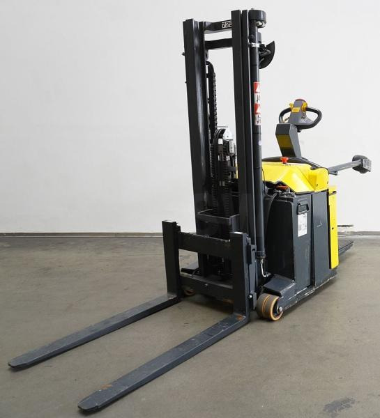 Combilift CS850 - Stohovací vozík: obrázek 2 Combilift CS850 - Stohovací vozík: obrázek 2
