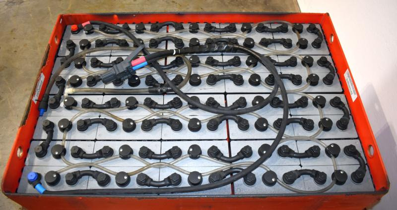 GRUMA 80 Volt 4 PzS 580 Ah - Akumulátor: obrázek 3 GRUMA 80 Volt 4 PzS 580 Ah - Akumulátor: obrázek 3