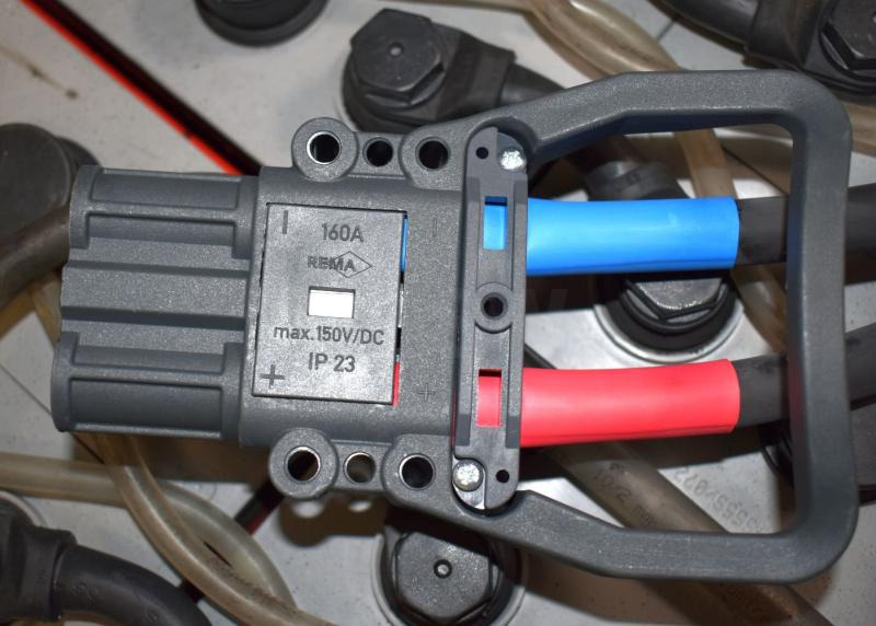 GRUMA 80 Volt 4 PzS 580 Ah - Akumulátor: obrázek 4 GRUMA 80 Volt 4 PzS 580 Ah - Akumulátor: obrázek 4