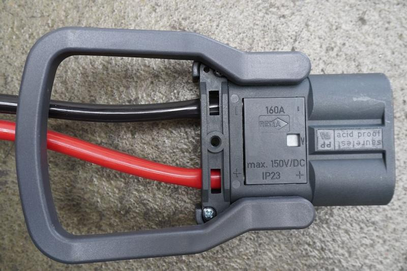 INDUSTRIE AUTOMATION Powertron HE E 24V / 50A - Akumulátor: obrázek 4 INDUSTRIE AUTOMATION Powertron HE E 24V / 50A - Akumulátor: obrázek 4