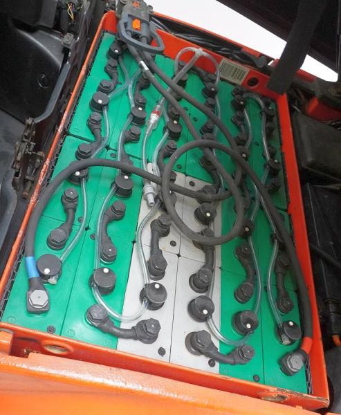 Linde E 14 386 - Elektrický vysokozdvižný vozík: obrázek 4 Linde E 14 386 - Elektrický vysokozdvižný vozík: obrázek 4