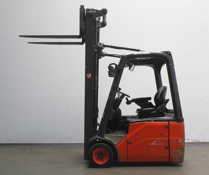 Linde E 15 386 - Elektrický vysokozdvižný vozík: obrázek 4 Linde E 15 386 - Elektrický vysokozdvižný vozík: obrázek 4