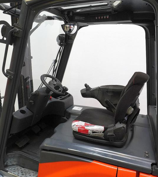 Linde E 16 H EVO 386-02 - Elektrický vysokozdvižný vozík: obrázek 3 Linde E 16 H EVO 386-02 - Elektrický vysokozdvižný vozík: obrázek 3