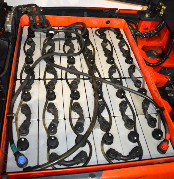 Linde E 16 PH EVO 386-02 - Elektrický vysokozdvižný vozík: obrázek 5 Linde E 16 PH EVO 386-02 - Elektrický vysokozdvižný vozík: obrázek 5