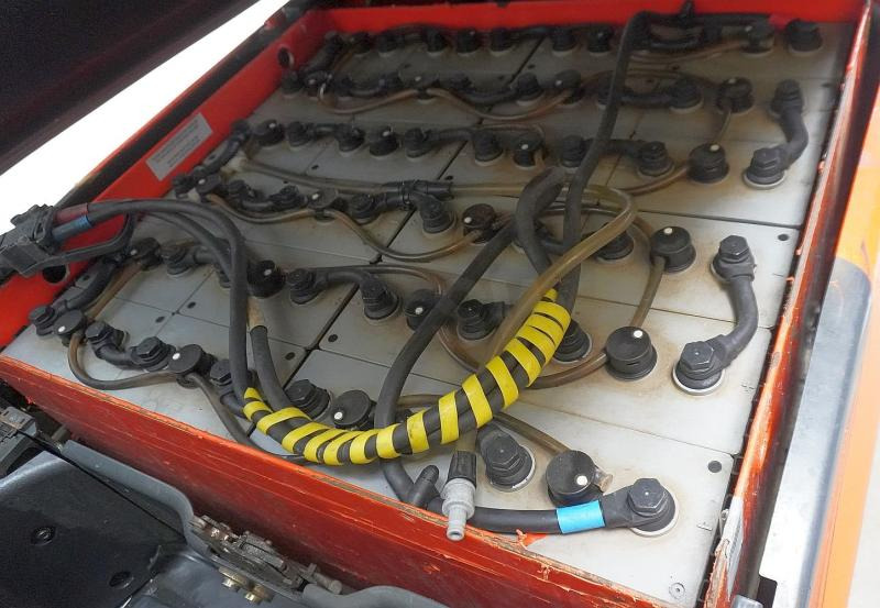 Linde E 18 L EVO 386-02 - Elektrický vysokozdvižný vozík: obrázek 5 Linde E 18 L EVO 386-02 - Elektrický vysokozdvižný vozík: obrázek 5