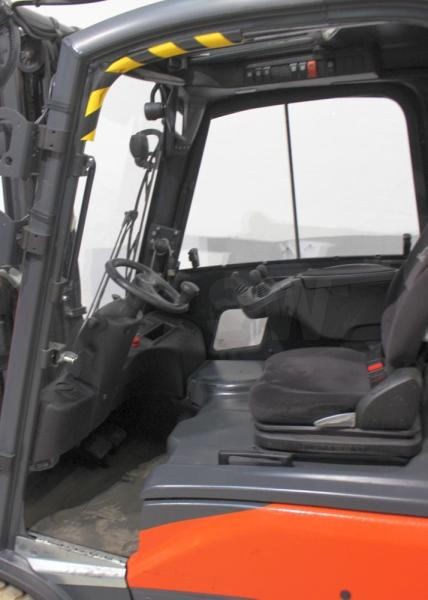 Linde E 18 L EVO 386-02 - Elektrický vysokozdvižný vozík: obrázek 4 Linde E 18 L EVO 386-02 - Elektrický vysokozdvižný vozík: obrázek 4