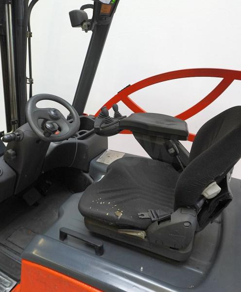 Linde E 18 PH 386 - Elektrický vysokozdvižný vozík: obrázek 3 Linde E 18 PH 386 - Elektrický vysokozdvižný vozík: obrázek 3